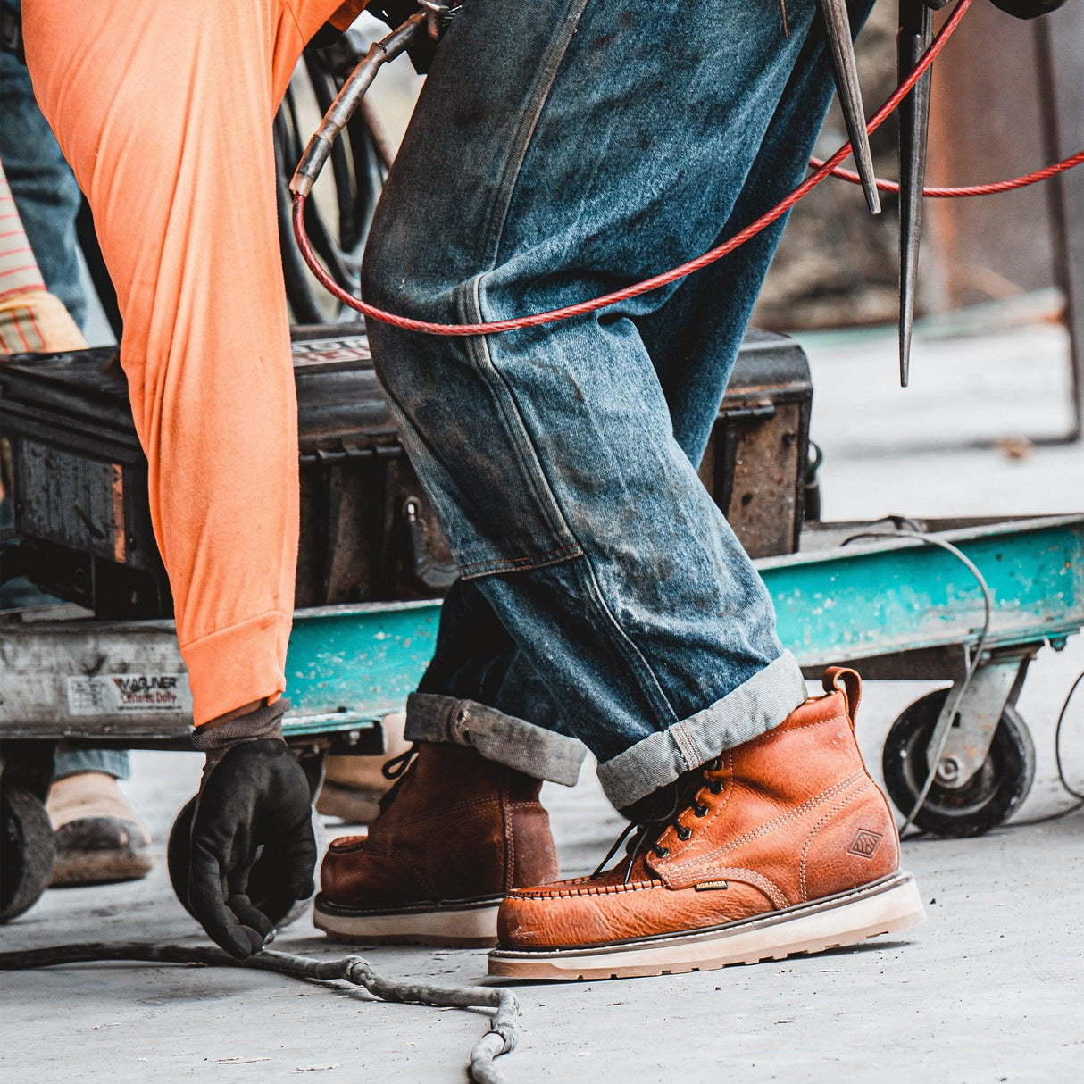 Botas de trabajo Bonanza Frontier Dual de 6" con puntera de mocasín - Marrón dorado